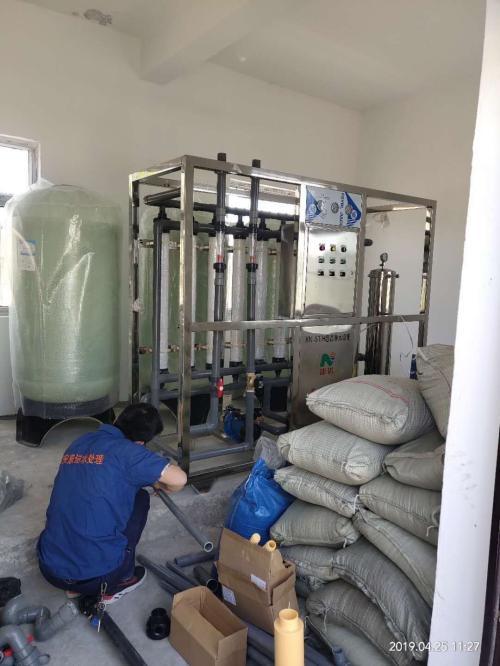 实验室超纯水机对水体规定？