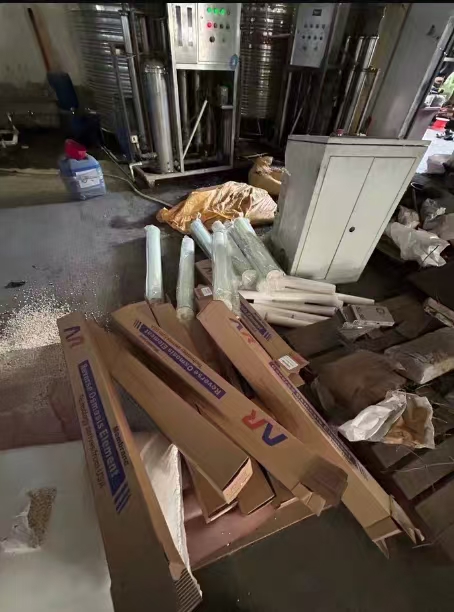 咸阳兴平工厂旧4040反渗透膜拆卸作业 咸阳兴平工厂旧4040反渗透膜拆卸作业